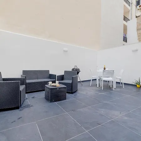 2br Great Location With Terrace *