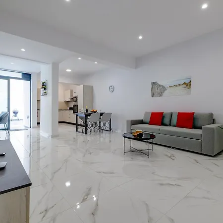 2br Great Location With Terrace * Sliema