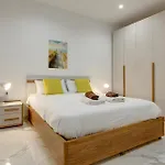 Διαμέρισμα 2br Great Location With Terrace Σλιέμα