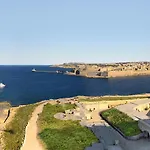 Διαμέρισμα 2br Great Location With Terrace *
