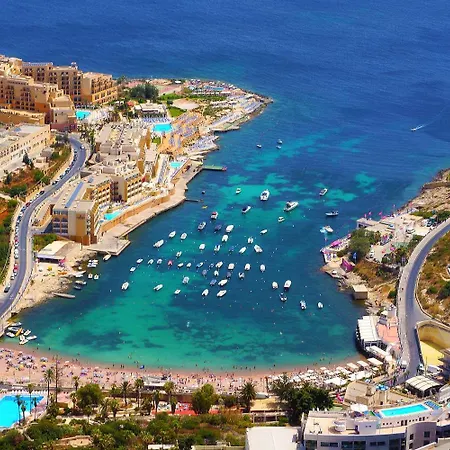 2br Great Location With Terrace * Sliema