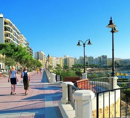 2br Great Location With Terrace * Sliema