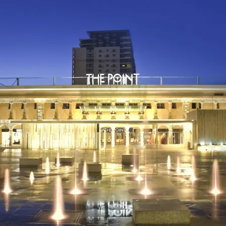 2br Great Location With Terrace شقة *