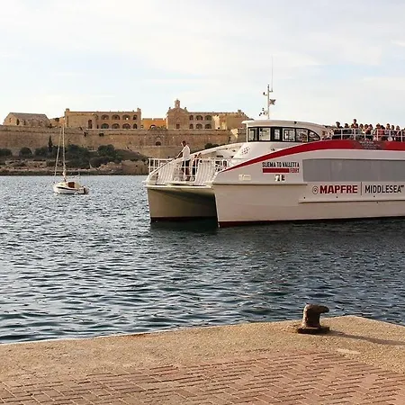 2br Great Location With Terrace Apartment Sliema