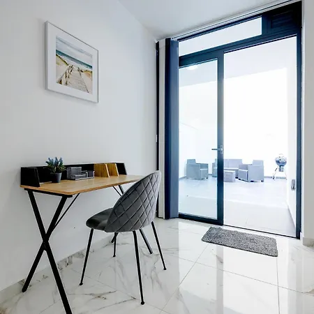 2br Great Location With Terrace سليمة