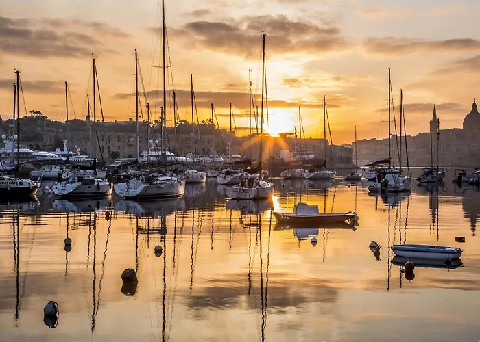 2br Great Location With Terrace * Sliema