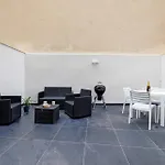 2br Great Location With Terrace דירה *
