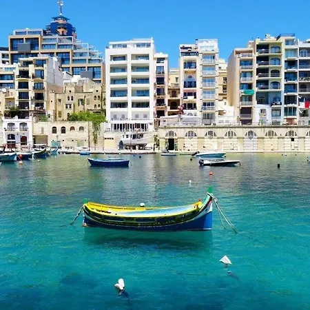 Appartamento 2br Great Location With Terrace Sliema