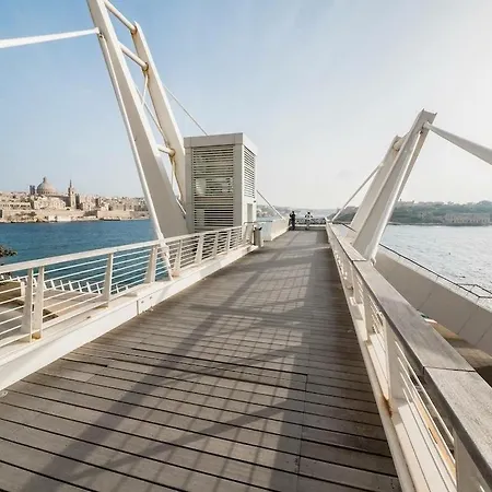 2br Great Location With Terrace Sliema