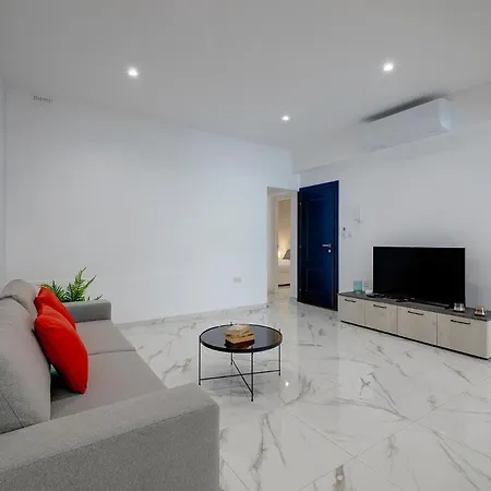 Appartamento 2br Great Location With Terrace