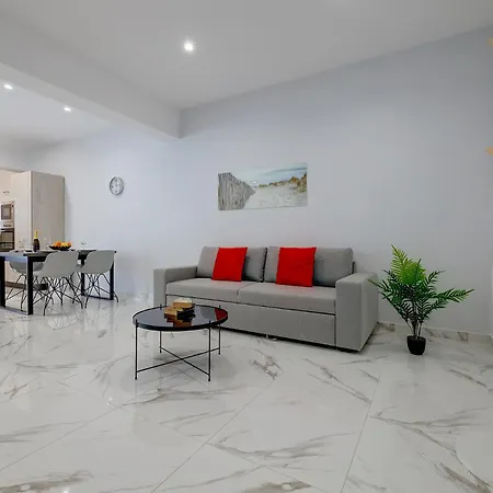 Appartamento 2br Great Location With Terrace *
