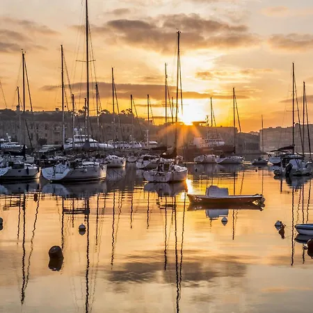 2br Great Location With Terrace * Sliema